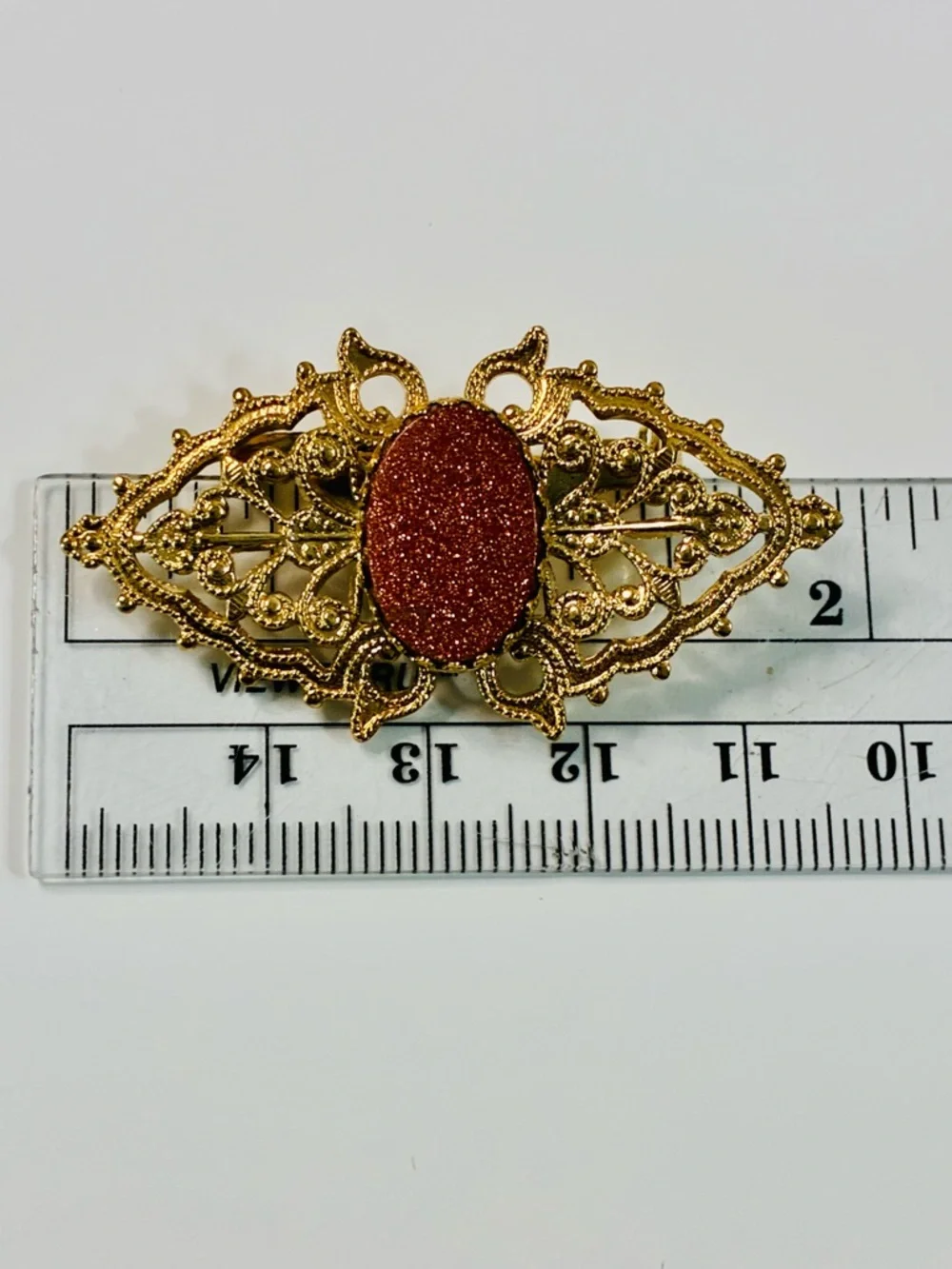 VTG Gold Stone Butterfly Filigree Brooch Ornate Sparkling Everyday Elegant EUC